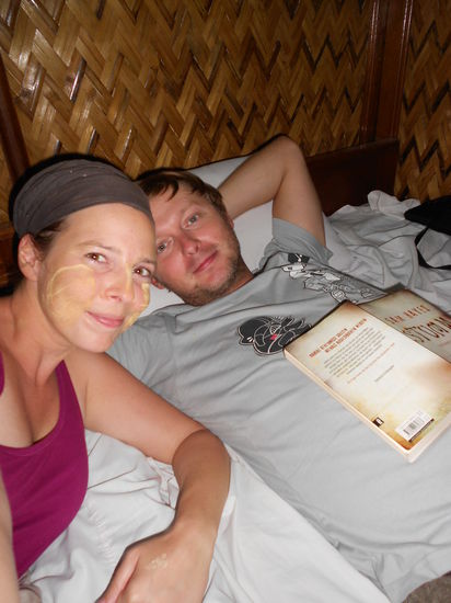 sarah mit einheimischen hautschutz aus baumrinde