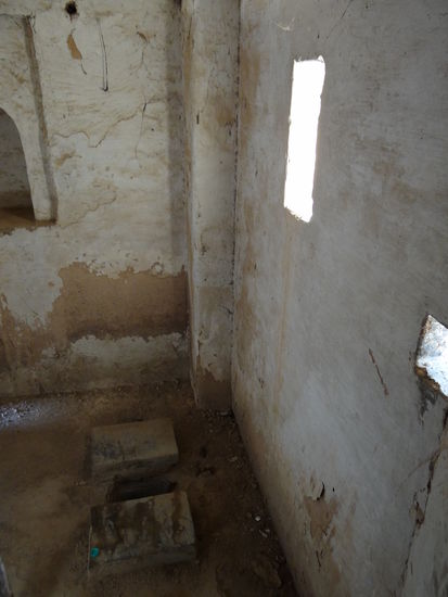 das alte klo des palastes, wird immernoch genutzt :-/