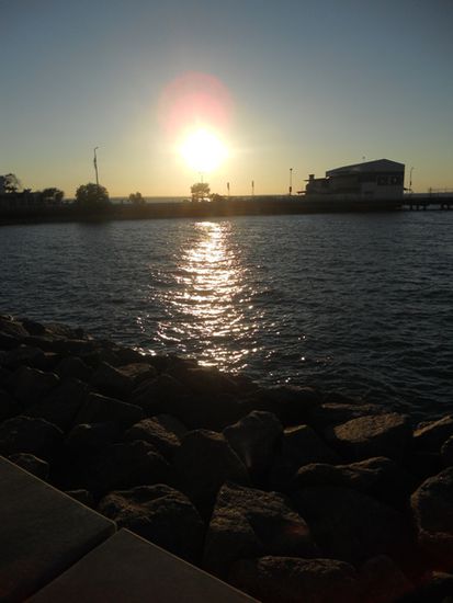 Sonnenaufgang am Hafen...