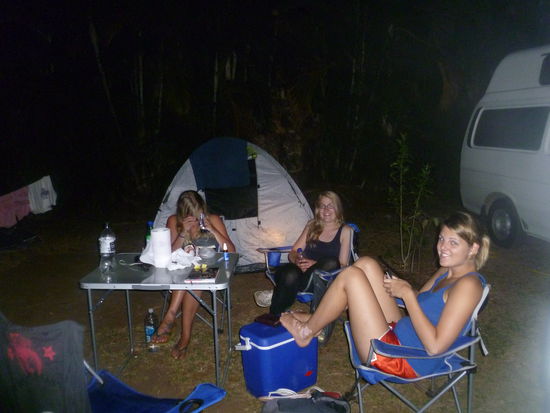 Abends am chillen...  alle ein "wenig" fertig