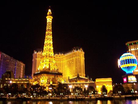 Der Eiffelturm von Vegas