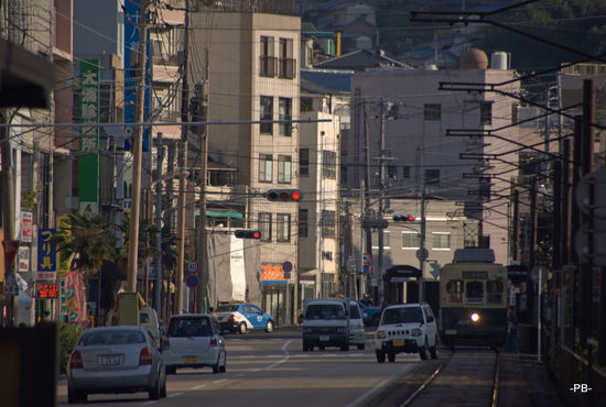 Nagasaki: Wichtiges Verkehrsmittel ist die (alte) Straßenbahn.