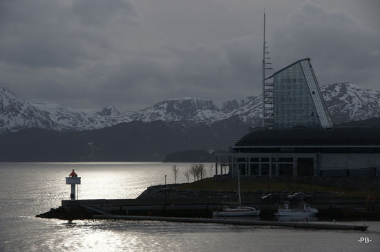 Wuir verlassen Kristiansund.