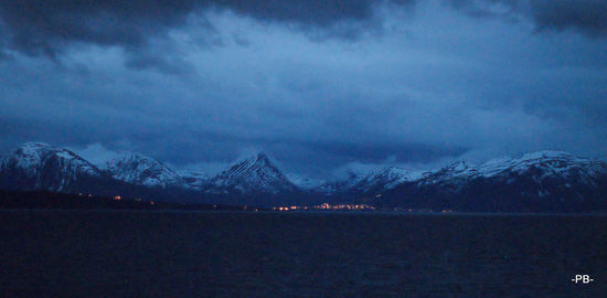 Nachts um 10 Uhr: Nach zwei Stunden bis Alesund.