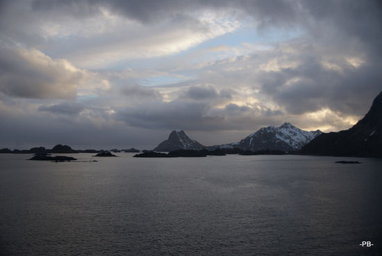 Die Lofoten bei Stamsund.