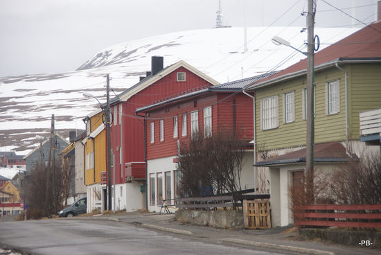 Holzhäuser in Havoysund.