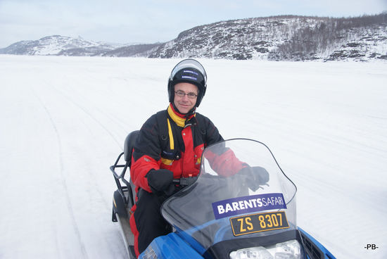 Unterwegs auf dem Eis der Barentsee.