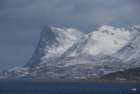 Wir verlassen Harstad.