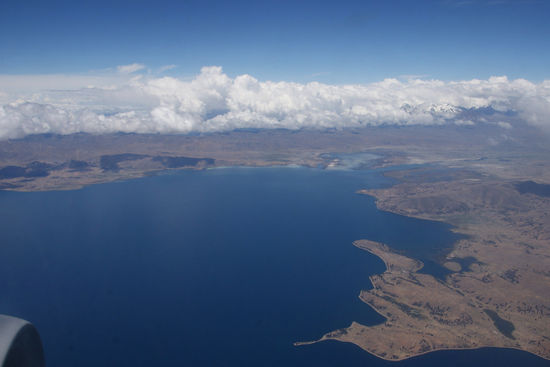 Weil's so schön ist: Noch ein Foto vom Titicaca-See.