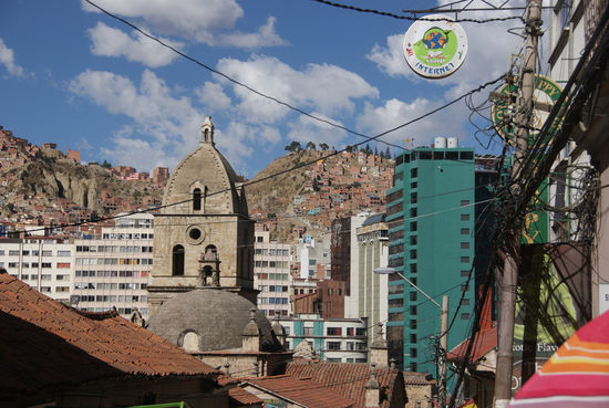 Chaotische und exotische Stadt: La Paz.