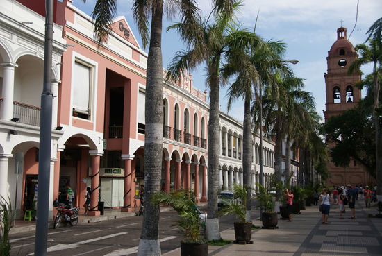 Santa Cruz: Am Placa Major.