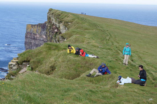 ...deshalb nähert man sich der Kante auch sehr vorsichtig.