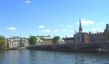 vom Boot aus, während der historical canal tour (Bild oben sowie unten)