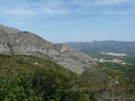 Ausblick auf den Ort Simat de Valldigna