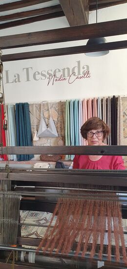 Besuch bei der Weberin Nadia Caselli.