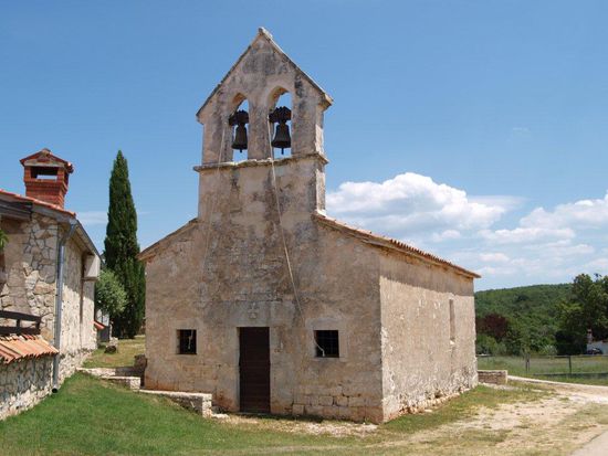 Die Kirche in Bacva.