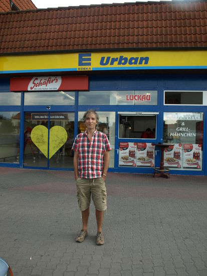 Urban schaut bei seinen Besitztümern im Osten nach dem Rechten