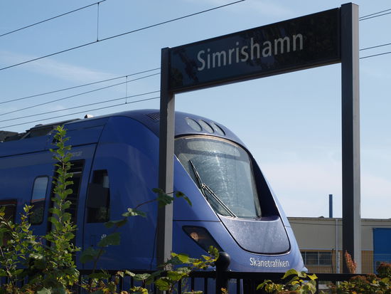 Endstation Simrishamn in Südostschonen. Weiter könnte der Zug nicht fahren, sonst würde er ins Meer rollen.