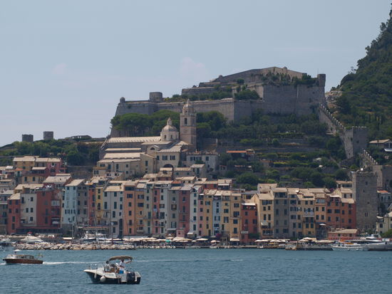 Das malerische Porto Venere. Von Ferne ahnt man den Trubel nicht mal.