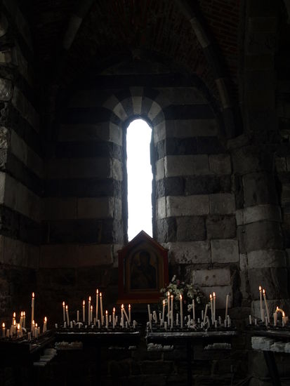 Im Inneren der Kirche San Pietro.