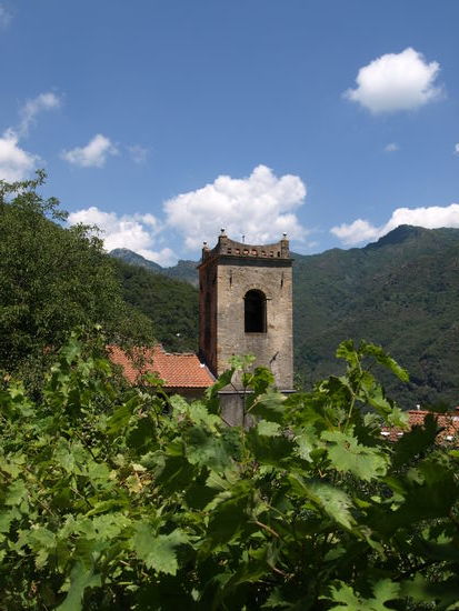 Der Kirchturm von Minazzana.