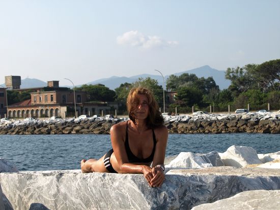 Auf Marmor liegt es sich edel.