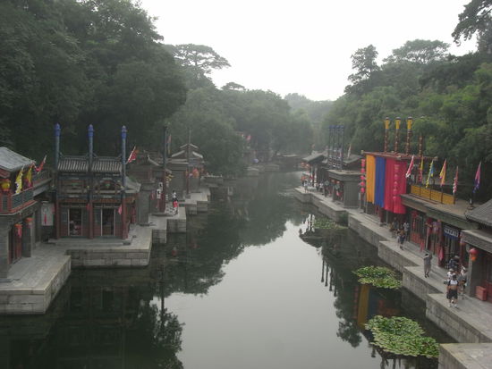Suzhou-Straße (der Kanalstadt in Jiangsu nachempfunden)