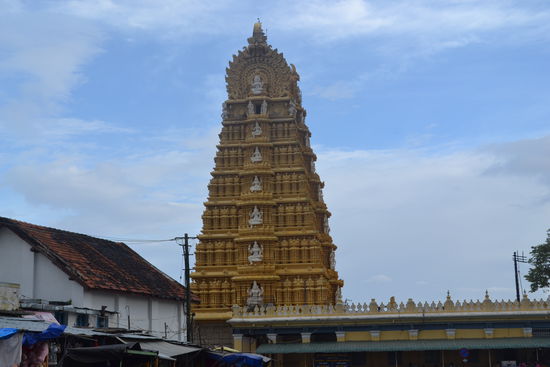 Shri Chamundeshwari Temple