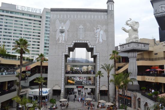 Na, wer sieht den Hollywood-Schriftzug???