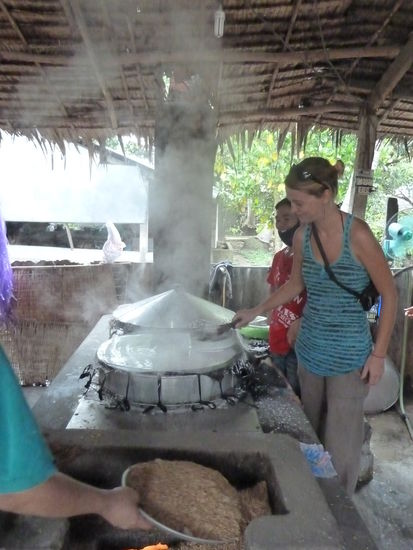 Anja in der reisverarbeitenden Industrie