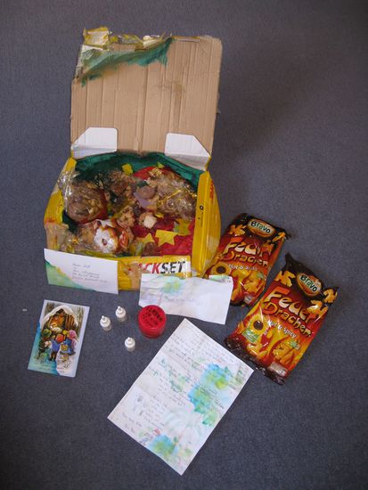 Ich habe "dank" euren leckeren Essbaren Geschenken und dem ganzem Süßkram hier in NZ auch hier meine typischen Weihnachtskilos zugenommen 