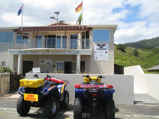 Piha Surf Life Saving Club!!
und die Quads dürfen natürlich nicht fehlen!
