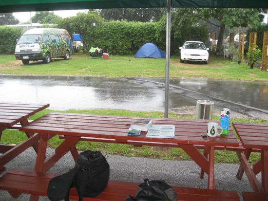 Campsite in Hahei, Coromandel.... Regen