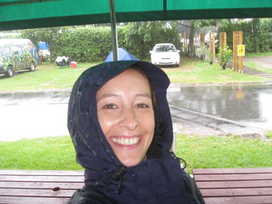 ... aber ich bin trotzdem gut drauf... Ich hatte einen schönen abend (ohne Regen) mit den 2 aus Lyon.
Habe einen Job in Rotorua gefunden und bin deshalb auf nach Rotorua.....