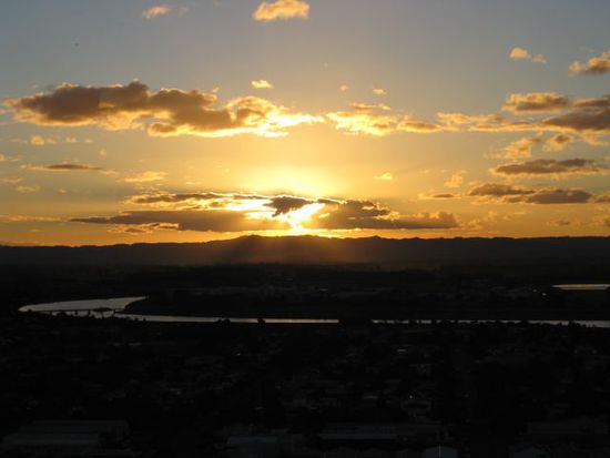 Sonnenuntergang über Whakatane (Ostküste auf der Nordinsel)