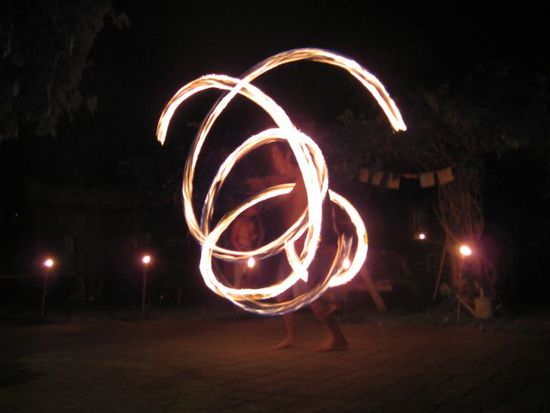 Feuershow im Hostel in Picton
Poi