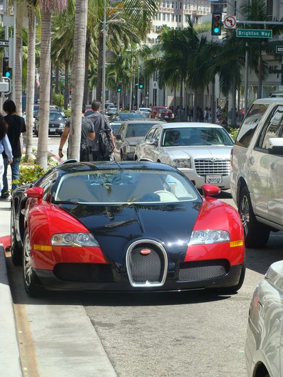 Bild des Tages 2: Ein Bugatti Veyron auf dem Rodeo Drive (Foto ist für Marcus!!!)