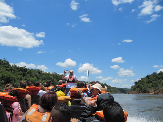 Auf dem Touri-Boot, noch trocken...
