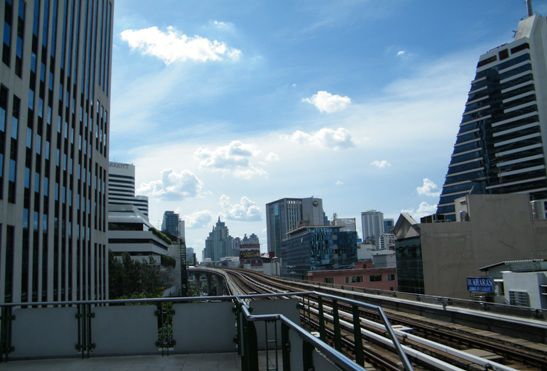 Skytrain - Blick Richtung Silom