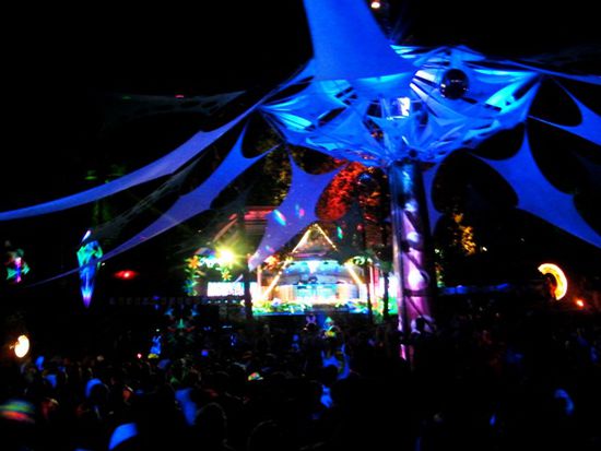 Halfmoonparty Ban Tai