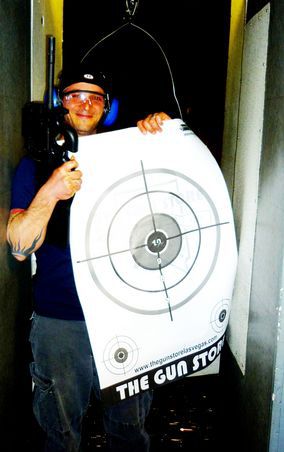 Andree "the Gun Hand" Jäckel ab durch die Mitte