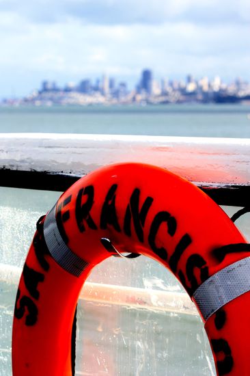 Da wir über Wasser wandeln können, hätten wir den natürlich niemals gebraucht 