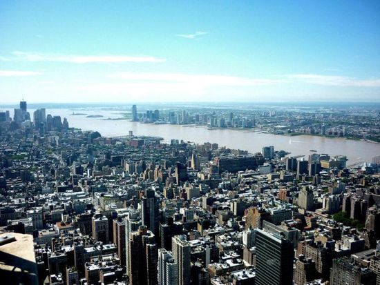 NYC von oben mit tollstem Wetter