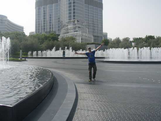 aber doch "gute Miene zum bösen Spiel" machen