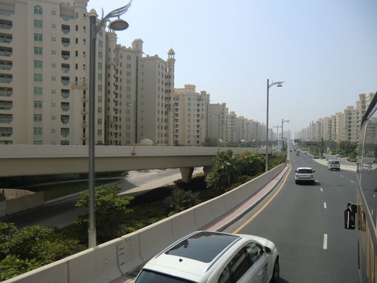 Hauptstraße " The Palm "