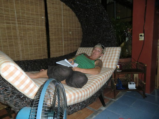 Tanja bevorzugt die althergebrachte Papierform....