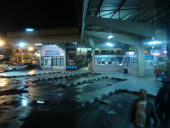 nichts los, nur unser Bus