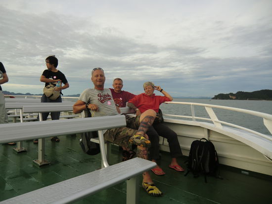 GESCHAFFT !!! 1. Reihe !!! Fensterplatz !!! 