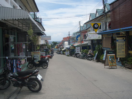 leere Einkaufsstraßen