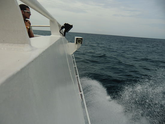 das letzte Foto mit der "normal Kamera" - die ersten Wellen kommen